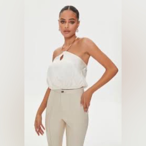 Snake Chain Halter Crop Top (In orange) - Picture 1 of 3